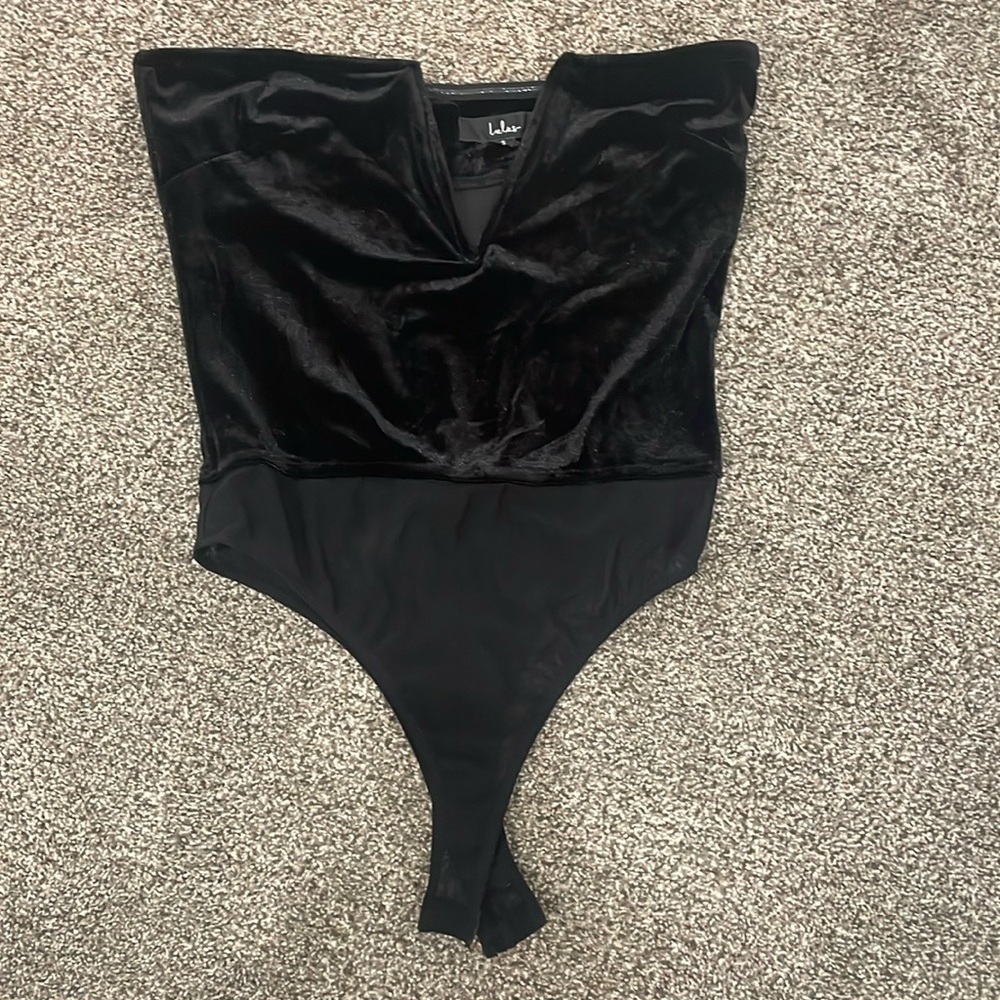 Black Velvet Lulu's Strapless Bodysuit